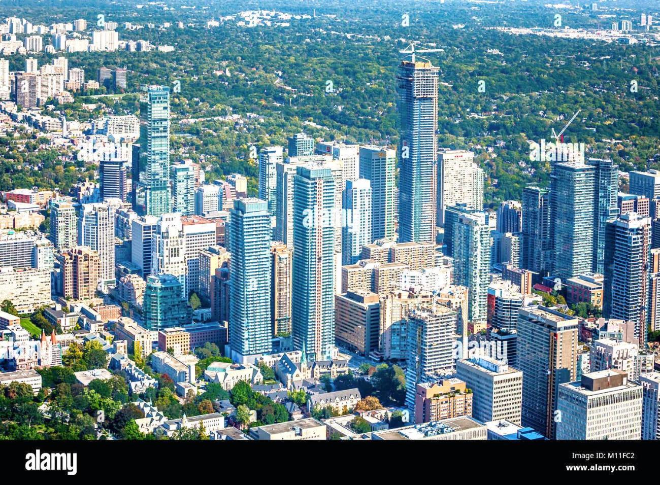 Private Double In Downtown Toronto, 15 Mins To Cn Tower, Steps To Subway